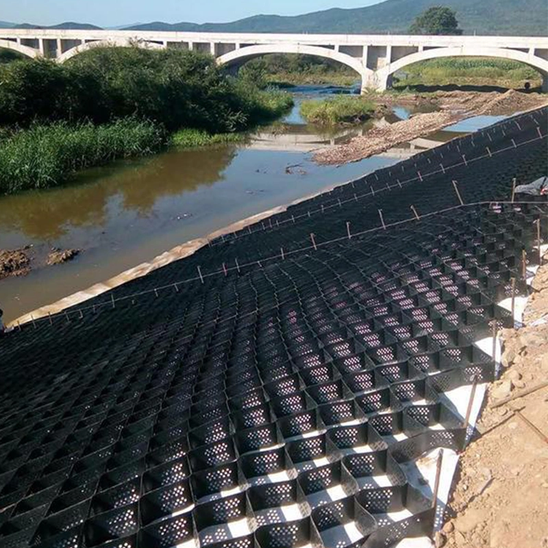 Geocelda de HDPE anticorrosión de 50 mm para la pendiente de la colina del camino del refuerzo del suelo 1