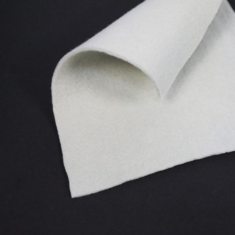 Fuerza de alta resistencia PP PE tela no tejida del geotextil de 4 onzas 100 G/M para la construcción