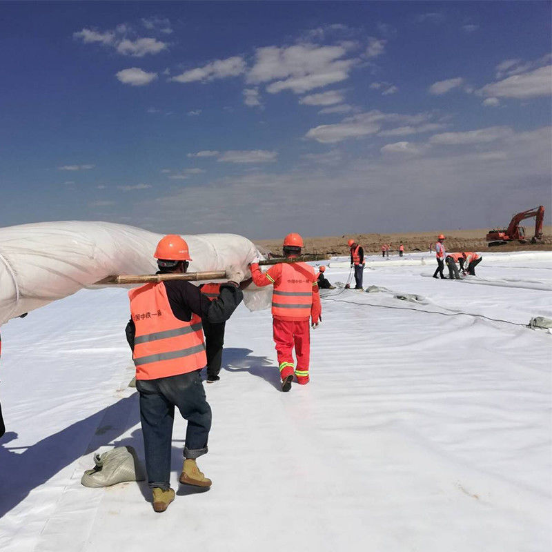Materiales geosintéticos de alta resistencia Carreteras Pavimentación de carreteras Construcción de carreteras PP PET Fibra no tejida Geotextil Precio
