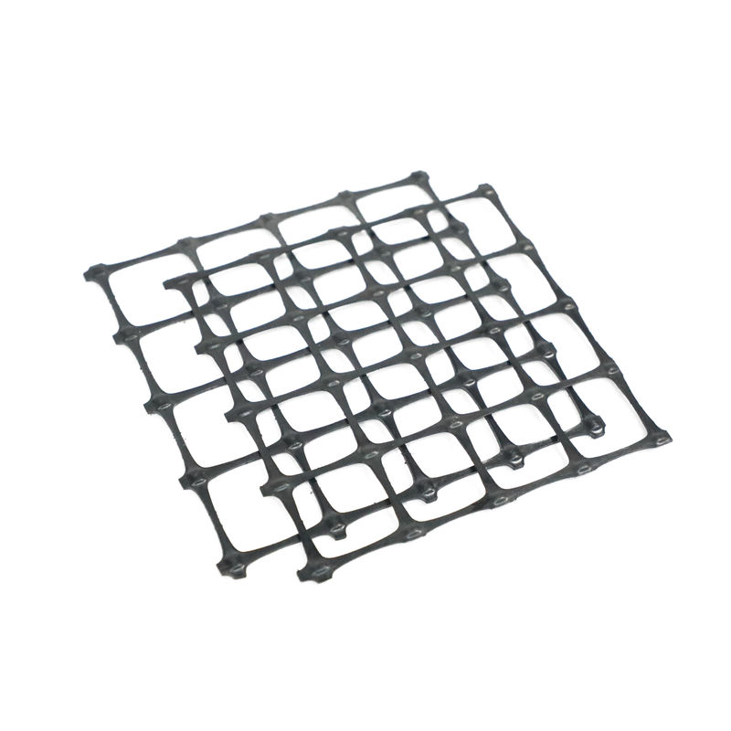 PP Biaxal Geogrid Uniaxial Geogrid Geo Grids Polipropileno Plástico Biaxal Geogrid 15kN 20kN 30kN 40kN 50kN Para el suelo S
