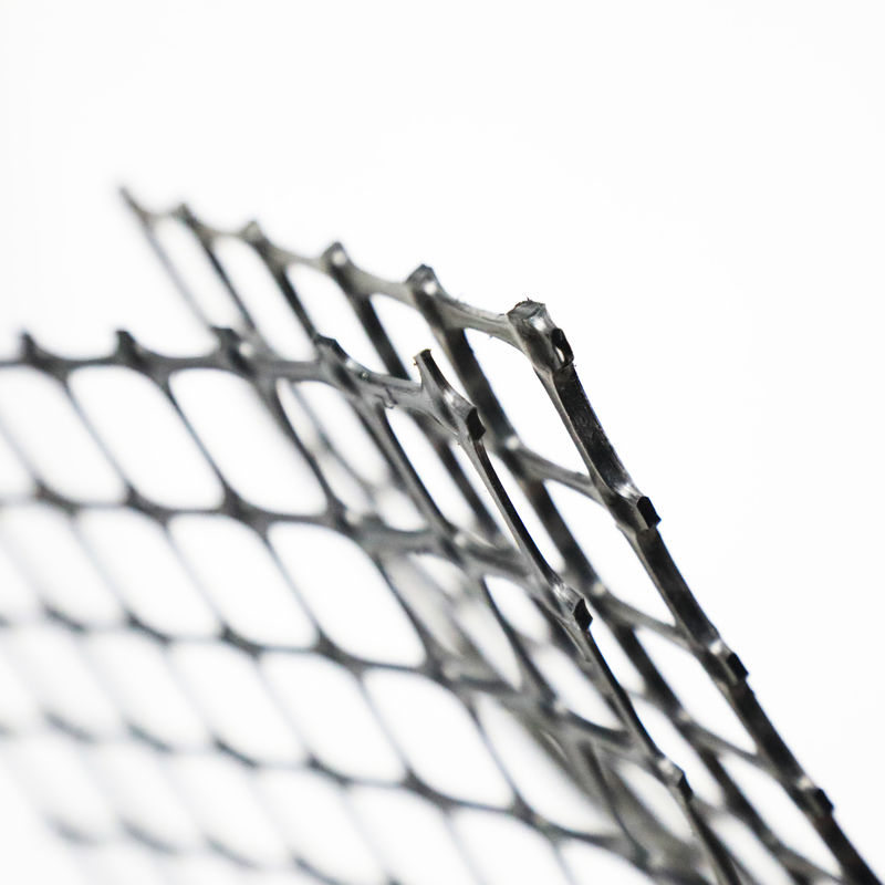 PP Biaxal Geogrid Uniaxial Geogrid Geo Grids Polipropileno Plástico Biaxal Geogrid 15kN 20kN 30kN 40kN 50kN Para el suelo S