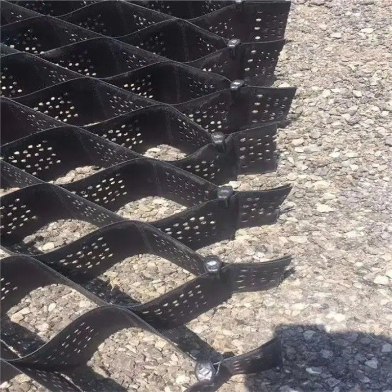 Carretera de acoplamiento de geocell de acoplamiento negro HDPE para carreteras estabilizador de grava pared de apoyo