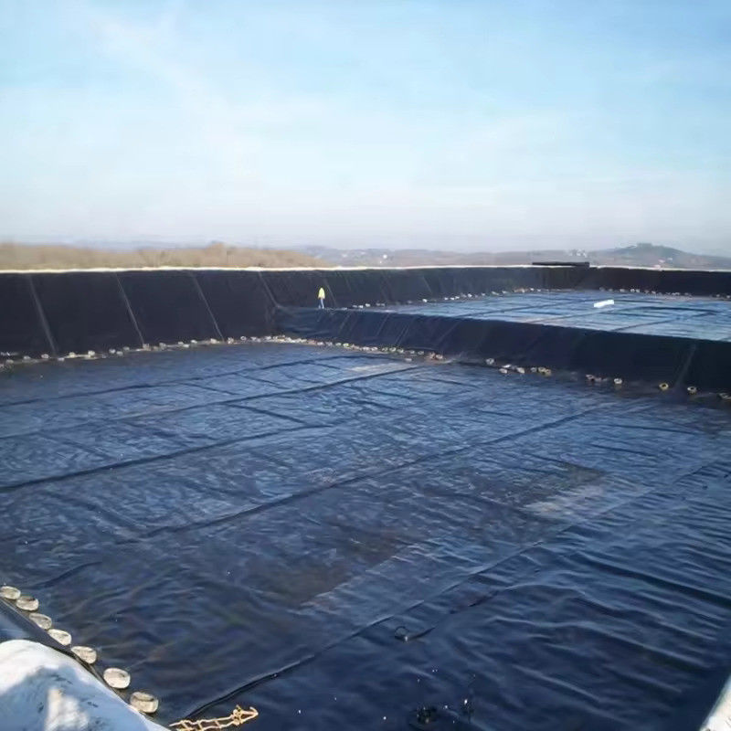 Geomembrana HDPE de alta resistencia con larga vida útil para plantas de tratamiento de aguas residuales, proyectos de bioenergía y tanques industriales de almacenamiento de agua