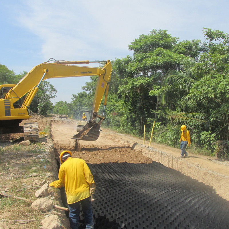 Geocell de plástico HDPE con cuadrícula pavimentada negro Geocell de HDPE para refuerzo de sótano blando Estabilizador de grava de bajo costo Geocell en la construcción de carreteras