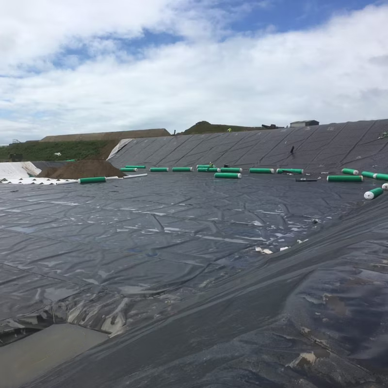 Precio de fábrica 100% polietileno virgen de alta densidad geomembrana de HDPE impermeable anti-filtración lisa y texturizada para revestimiento de estanques de vertederos minería de presas de agua y lagos